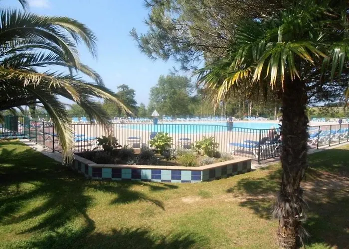 アパート Moderne Avec Piscine Et Parking, Proche Corniche Basque - Fr-1-2-303 ユリューニュ