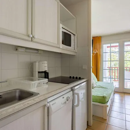 Moderne Avec Piscine, Parc Naturel Pres De La Corniche A Hendaye - Fr-1-2-303 Apartamento *