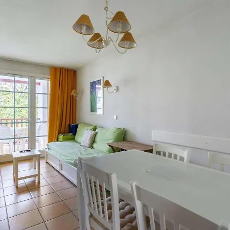 Moderne Avec Piscine, Parc Naturel Pres De La Corniche A Hendaye - Fr-1-2-303 Apartamento *