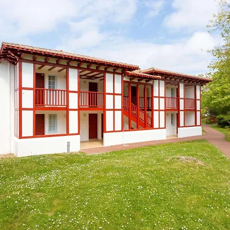 Appartement Moderne Avec Piscine, Parc Naturel Près De La Corniche à Hendaye - Fr-1-2-303 *